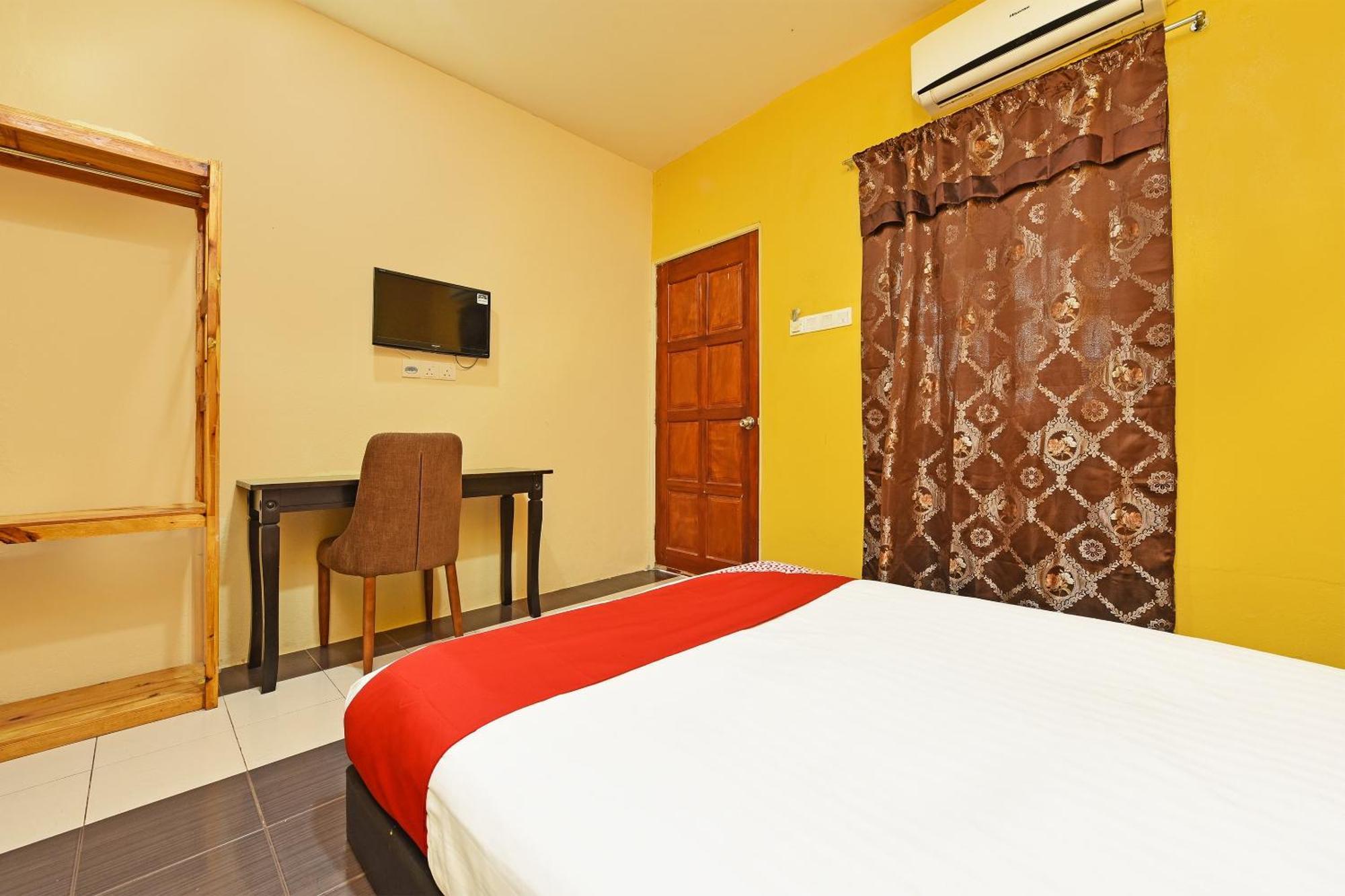 Oyo 90561 Awan Biru Motel Pantai Cenang  Extérieur photo